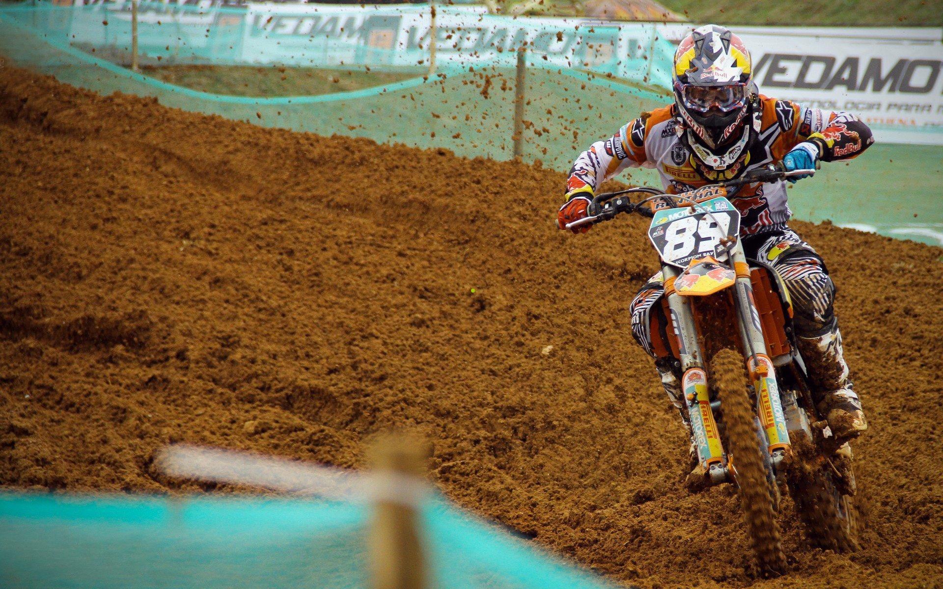 爱游戏体育下载_全运赛场十战十捷铸就传奇 樊振东收获特别荣誉黄金球拍