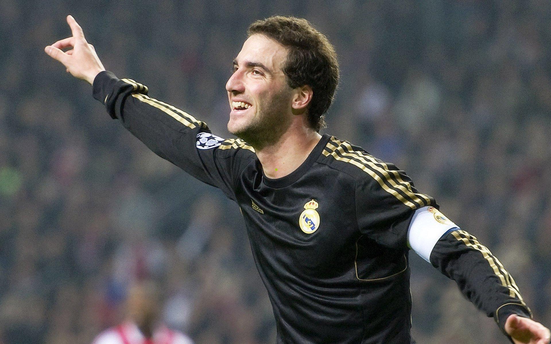 欧冠宿命之战再燃烽火，数据碾压局？曼城手握心理优势欲破伯纳乌